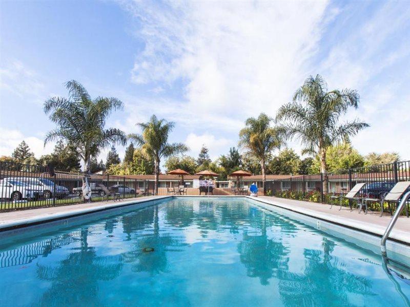 Tri-Valley Inn & Suites Pleasanton Dış mekan fotoğraf