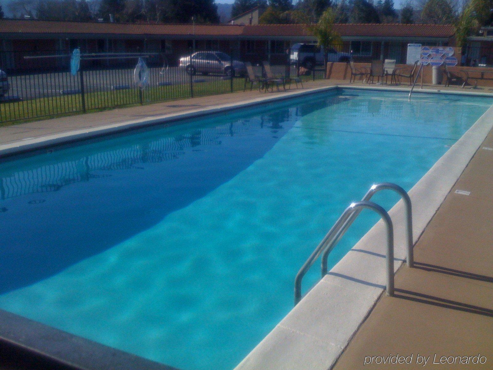 Tri-Valley Inn & Suites Pleasanton Konforlar fotoğraf