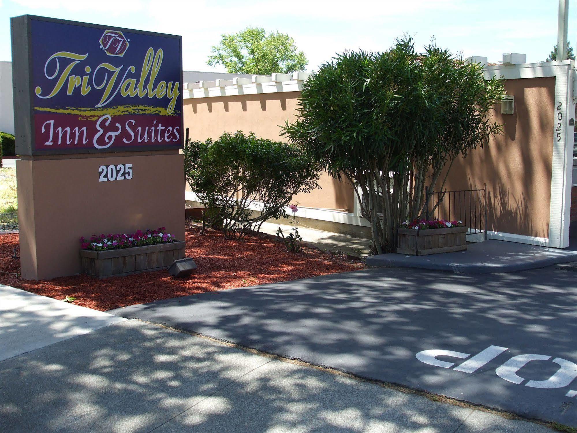 Tri-Valley Inn & Suites Pleasanton Dış mekan fotoğraf