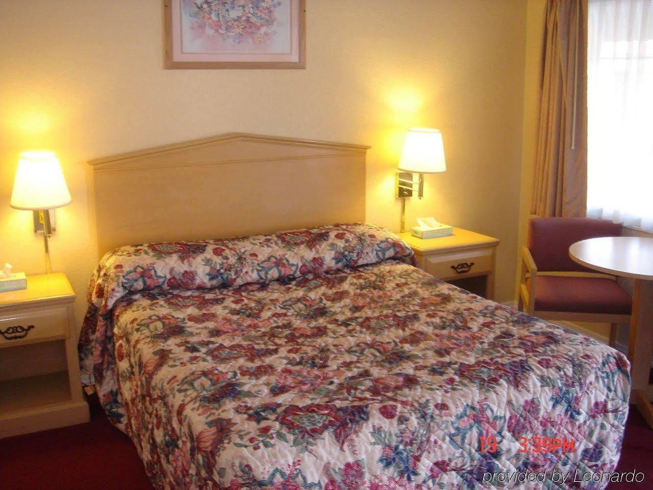 Tri-Valley Inn & Suites Pleasanton Oda fotoğraf